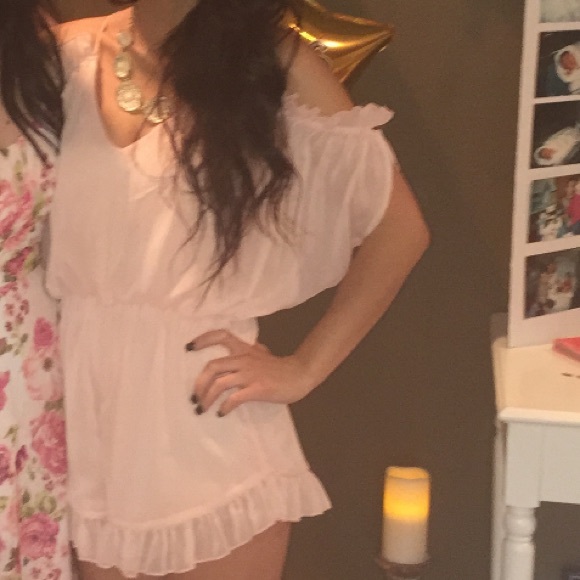 Pink Ruffled Romper - Picture 3 of 3